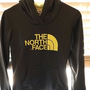 Women’s North Face sweatshirt.